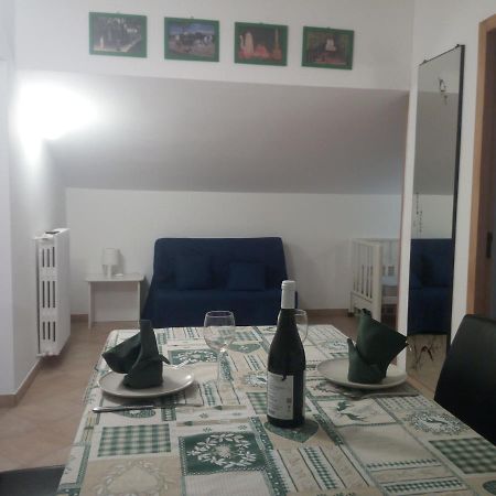The Holiday House Hotel Сантерамо ин Коле Екстериор снимка