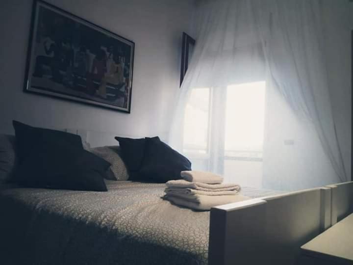 The Holiday House Hotel Сантерамо ин Коле Екстериор снимка